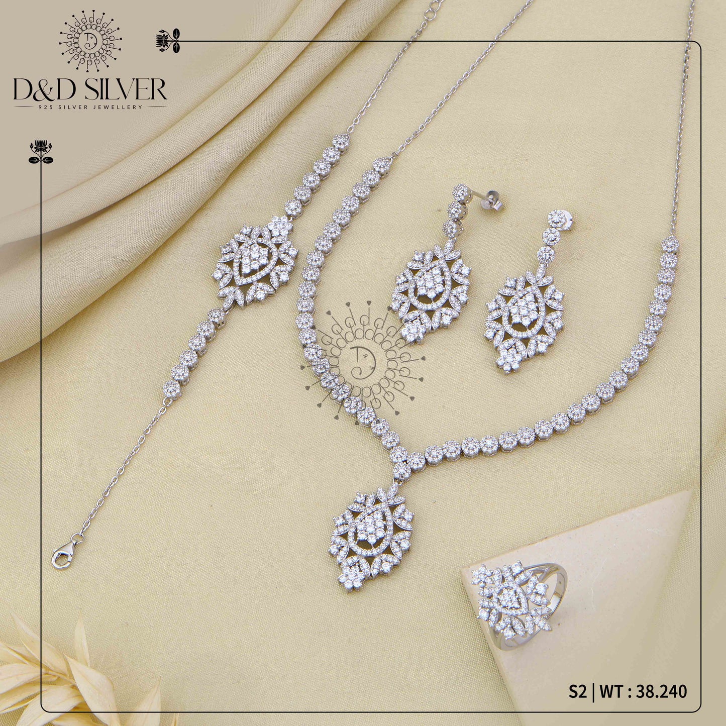 S2 - PREMIUM NECKLACE